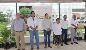 Campaña de reforestación en Cunduacán