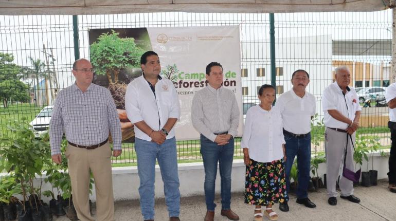 Campaña de reforestación en Cunduacán