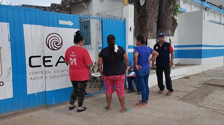 Por deudas de CEAS con CFE cortan suministro eléctrico a pozo de agua de rancherías en Jalapa