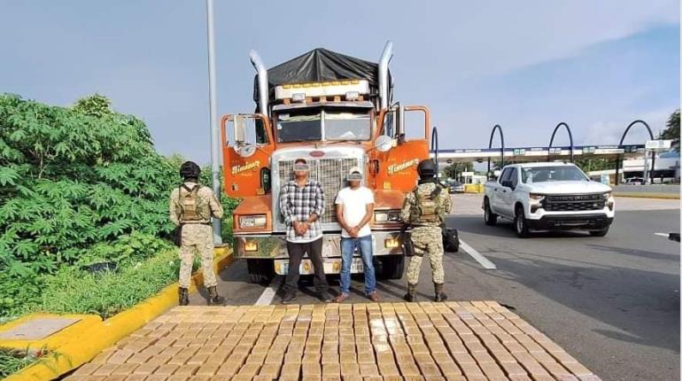 Asegura Ejército 418 kilogramos de presunta cocaína en Tepic