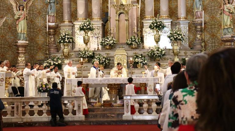 Celebra el obispo Gerardo Rojas el 20 aniversario de su ordenación episcopal