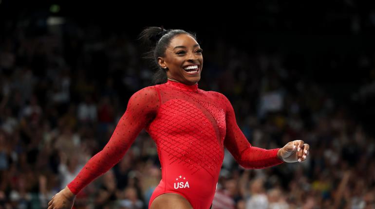 Simone Biles gana su tercera medalla de oro en Juegos Olímpicos 