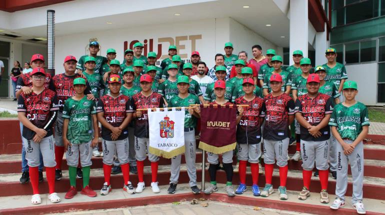 Abanderan a peloteros tabasqueños para el Campeonato Nacional de Beisbol 15-16 años