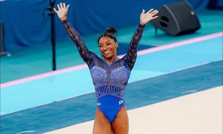 Simone Biles se despide de París con tres oros, una plata y una caída