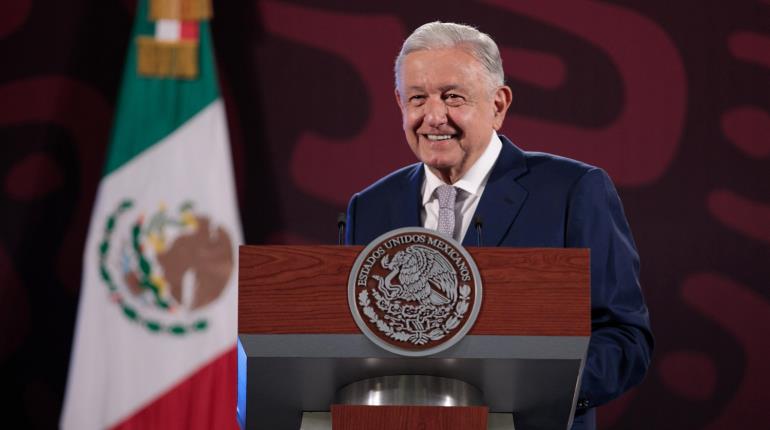 AMLO defiende a Bartlett tras reportaje sobre propiedades adquiridas por su familia