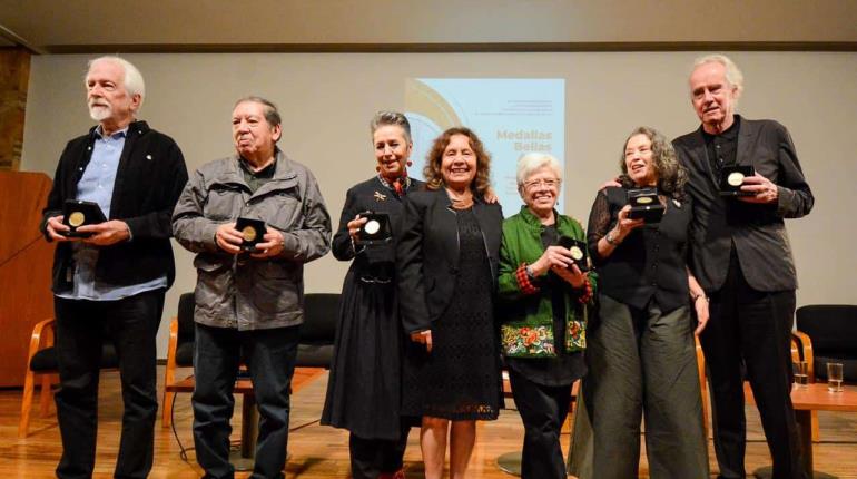 Galardonan a fotógrafa tabasqueña Yolanda Andrade con Medalla Bellas Artes 2024