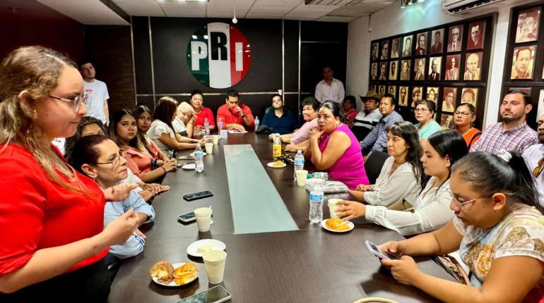 Se reúne dirigencia estatal del PRI con liderazgos femeninos del Estado