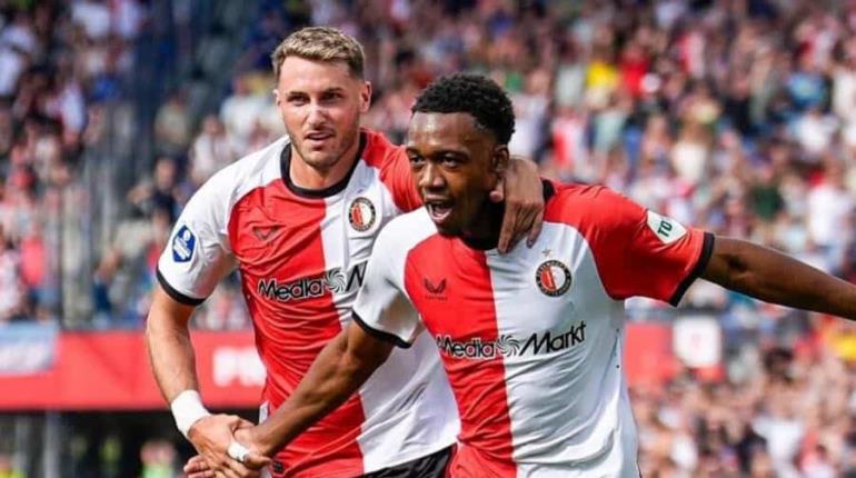 Feyenoord empata 1-1 con el Willem y "Santi" Giménez da asistencia