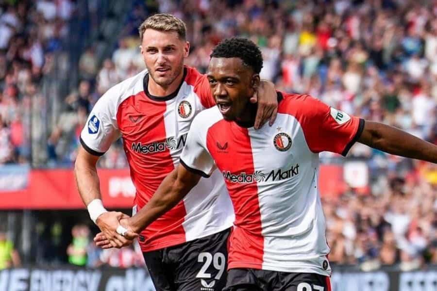 Feyenoord empata 1-1 con el Willem y "Santi" Giménez da asistencia