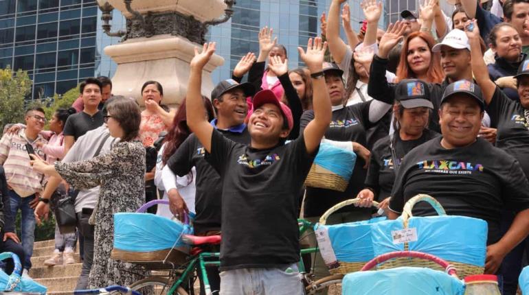 Tlaxcala rompe Récord Guinness por mayor variedad de guisos en tacos de canasta