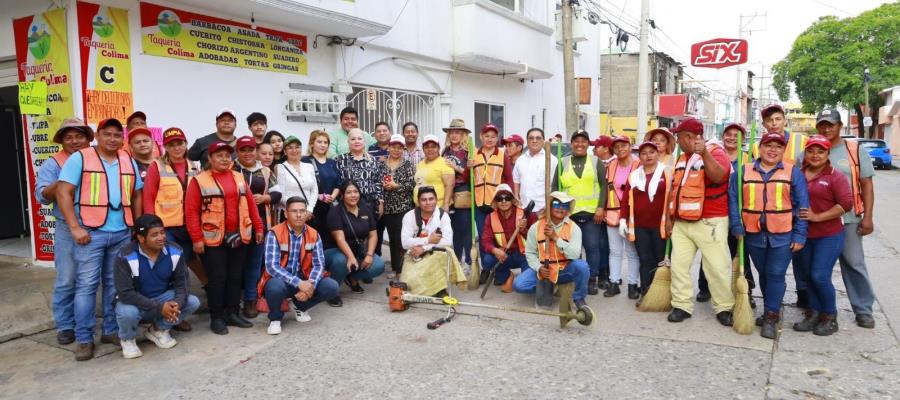 Continúan jornadas de limpieza en Centro; ahora en el Espejo II