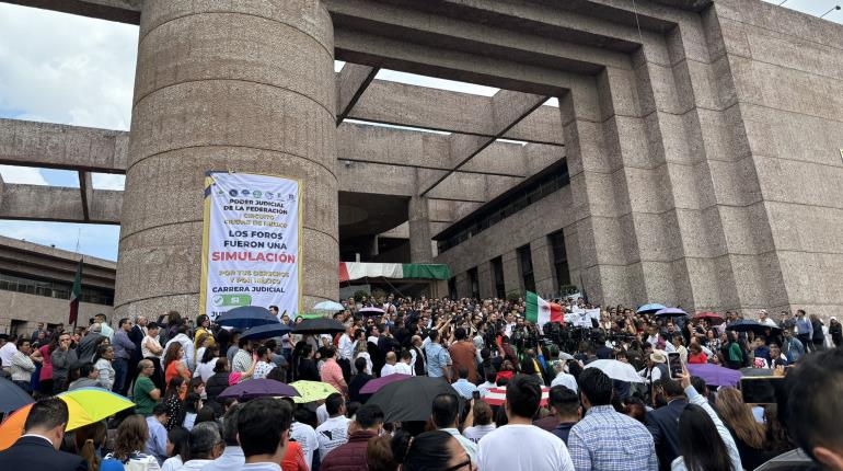 Piden trabajadores del Poder Judicial frenar reforma; amagan, otra vez, con paro de labores