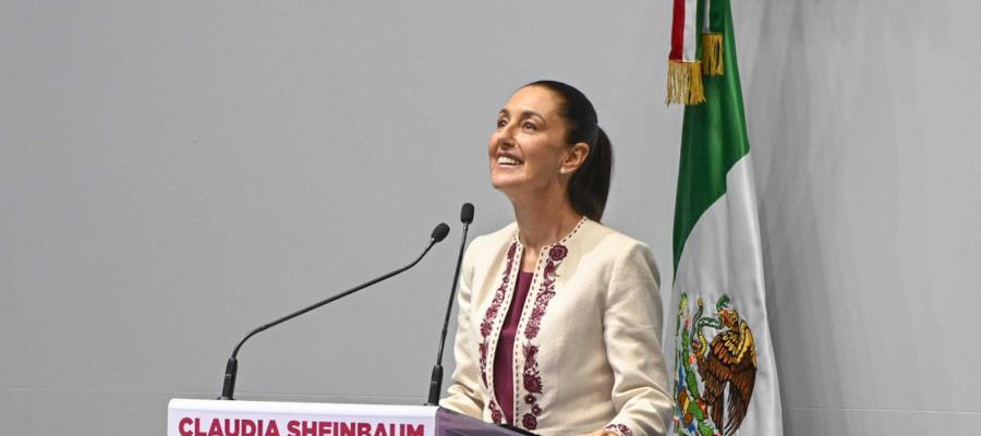 "Lo que se nombra existe": Sheinbaum exhorta a decir "presidenta, con a"