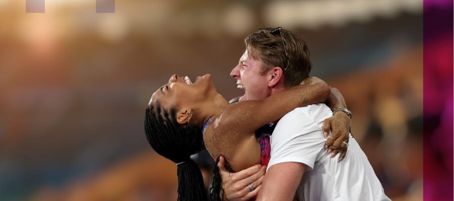 Tara Davis y Hunter Woodhall: campeones olímpica y paralímpico que enamoraron a París 2024 con su festejo