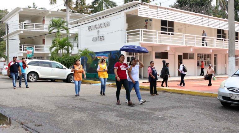 Descarta UJAT cambios en formato de horario de clases para turnos vespertinos