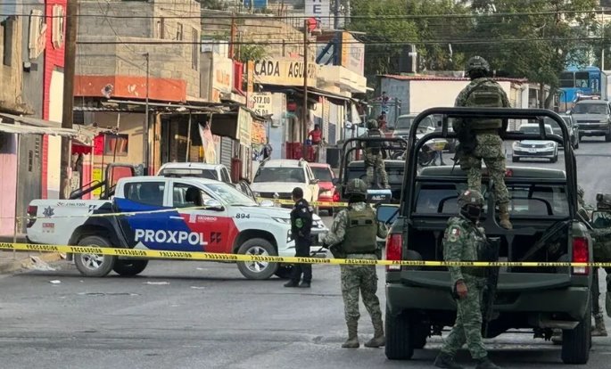 Se registra persecución y balacera entre ministeriales y asaltantes en Escobedo, Nuevo León