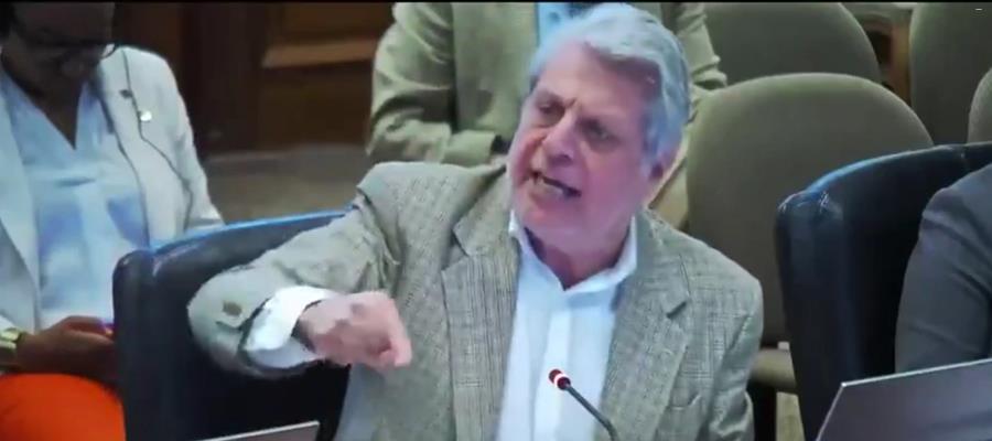 "Se tiene que ir porque ya nadie lo respalda": representante de Uruguay en la OEA arremete contra Maduro