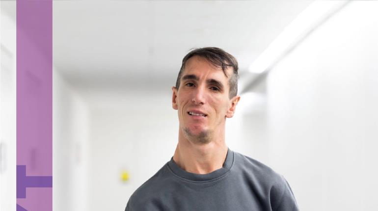 Álex Roca, atleta con parálisis cerebral, alcanza meta del Marathon pour Tous de París