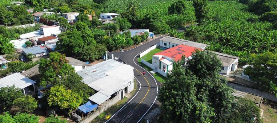 Inauguran nueva calle en colonia Mario Barrueta en Cunduacán