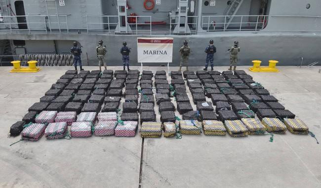 Decomisa Marina 7.2 toneladas de cocaína en costas de Colima y Michoacán