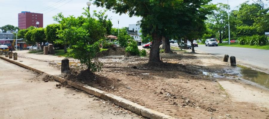 Obras en el Espejo 2 en Centro deterioran parque local y drenaje de habitantes