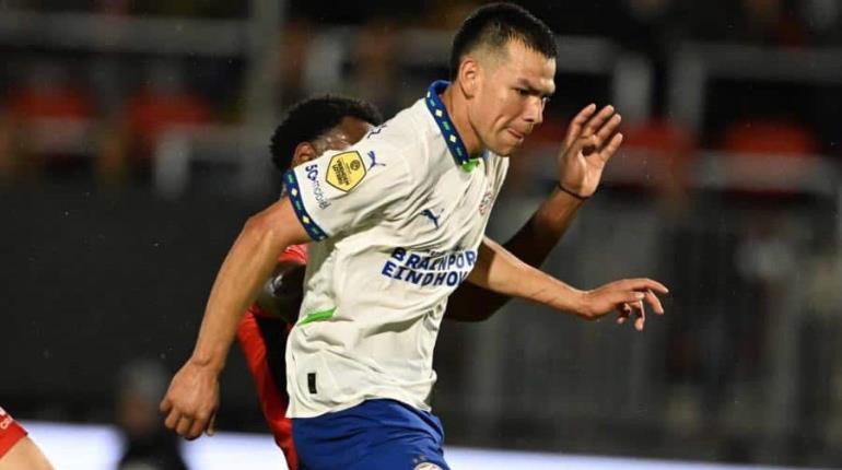 "Chucky" Lozano anota y da asistencia en la goleada del PSV ante el Almere