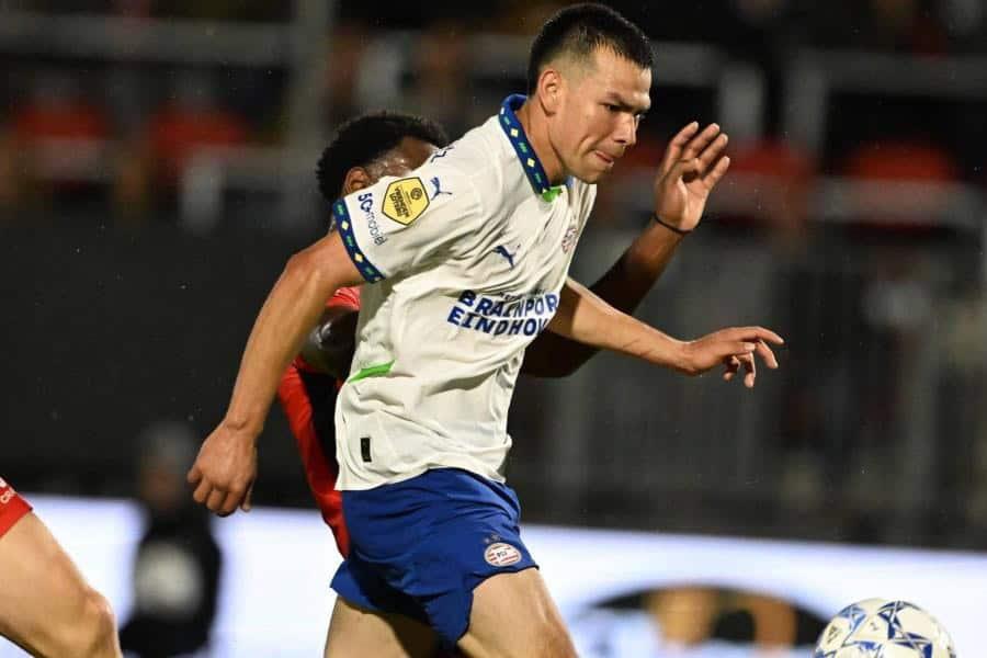 "Chucky" Lozano anota y da asistencia en la goleada del PSV ante el Almere