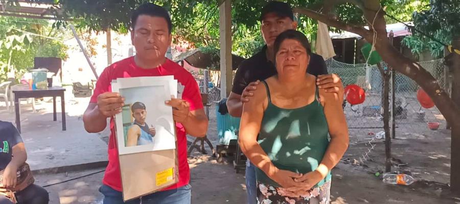 ¡No cesen la búsqueda!, claman familias de pescadores centlecos desaparecidos