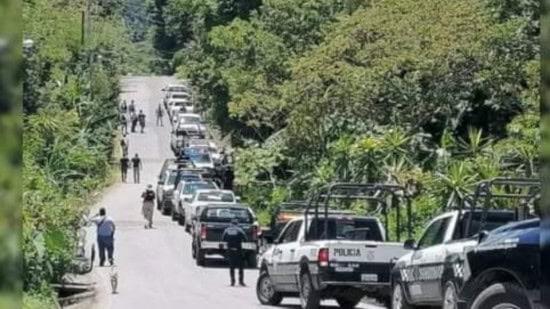 Asesinan a 8 policías comunitarios en Coahuayuna, Michoacán