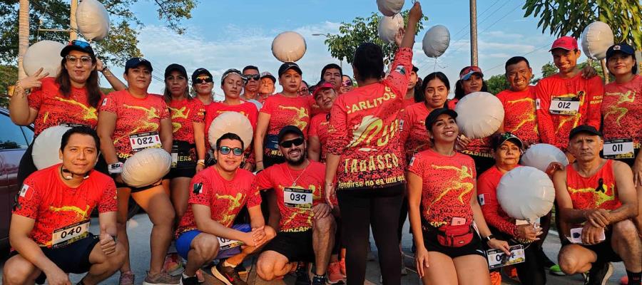 ¡Le envían globos al cielo! Dedican carrera a Don Carlitos