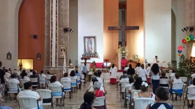 Llama Iglesia a feligreses a no vivir su religión católica a medias