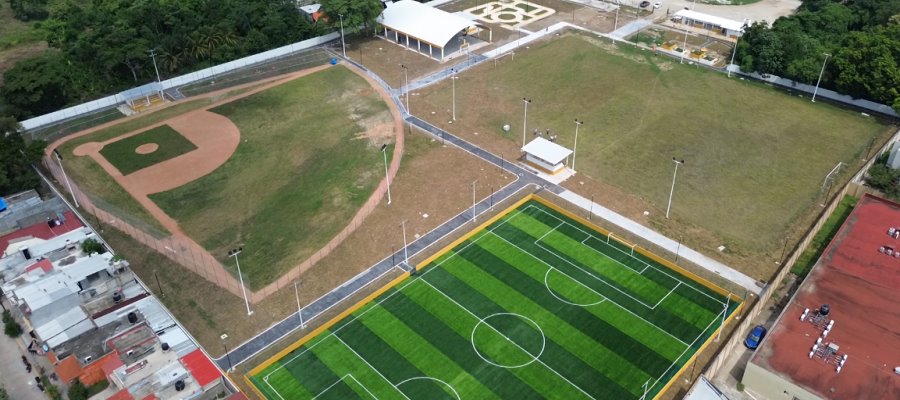 Inauguran en Cunduacán nuevo deportivo "Dr. Arquímedes Oramas Sáenz"