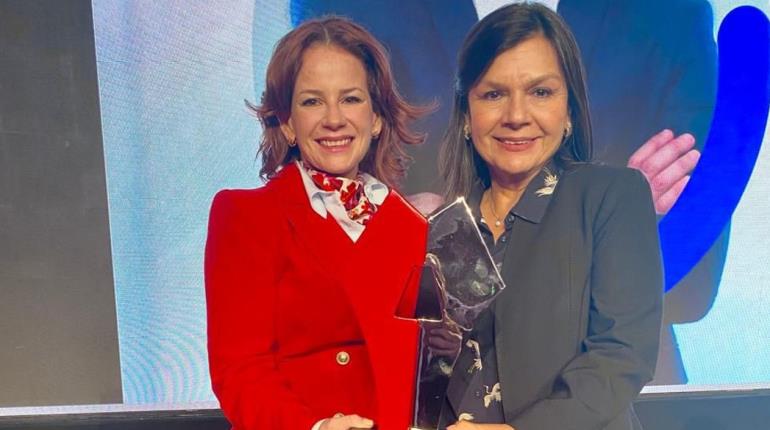 Premia Alcaldes de México al Gobierno de Centro por programa "Mujeres al Centro"