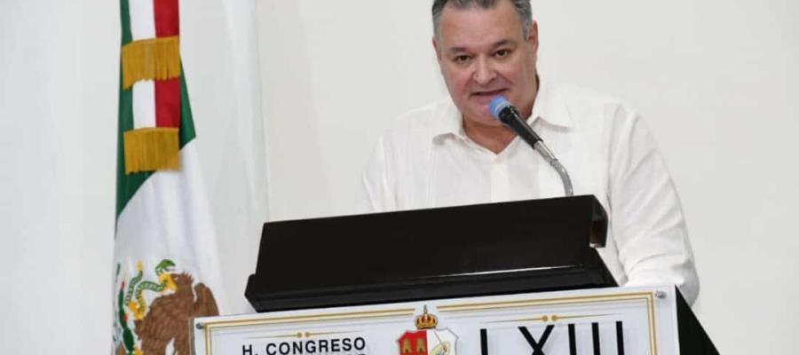 Óscar Palomera sería el nuevo secretario de Servicios Administrativos del Senado