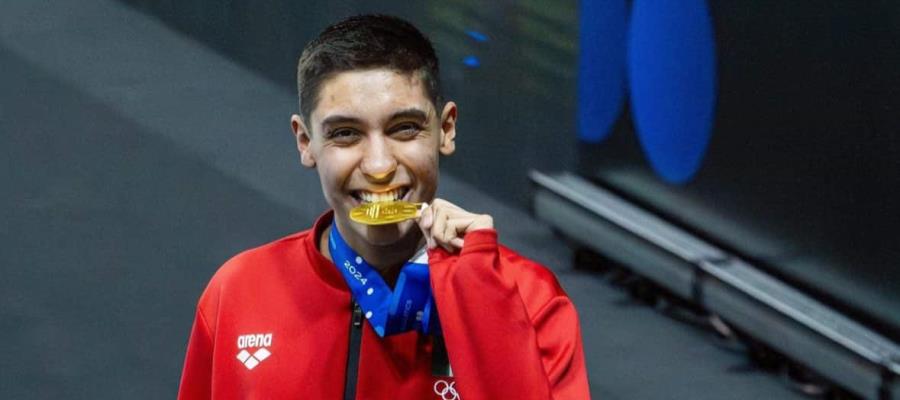 Diego Villalobos consigue su tercer presea en Mundial Juvenil de Natación; gana oro en Lima