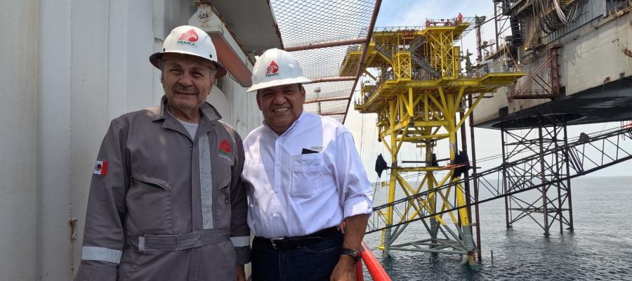 Recuerdan Octavio Romero y May bloqueos a Pemex por daños ambientales y llevarse la riqueza