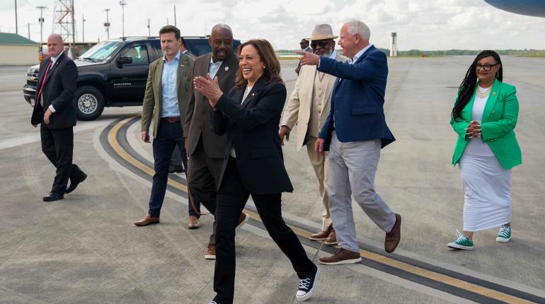 Por primera vez, Kamala tiene una estrecha ventaja sobre Trump en encuestas: WSJ