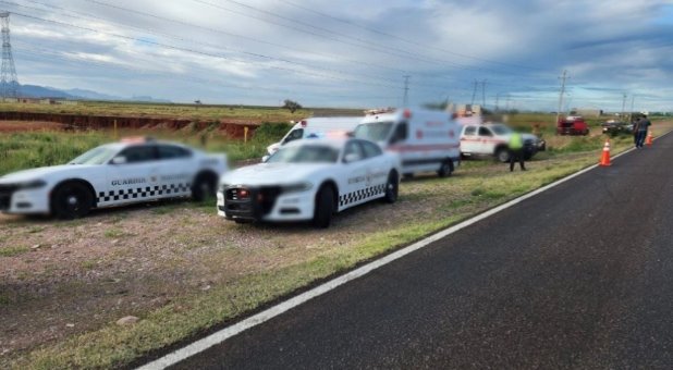 Vuelca ambulancia en Chihuahua y mueren 5 personas