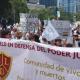 Marchan universitarios en CDMX contra Reforma Judicial de AMLO