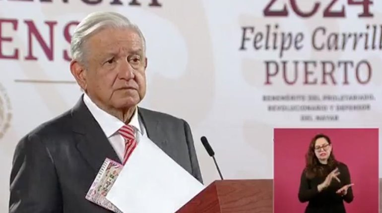 No gracias: AMLO rechaza propuesta de poner su nombre con letras doradas en Congreso de CDMX