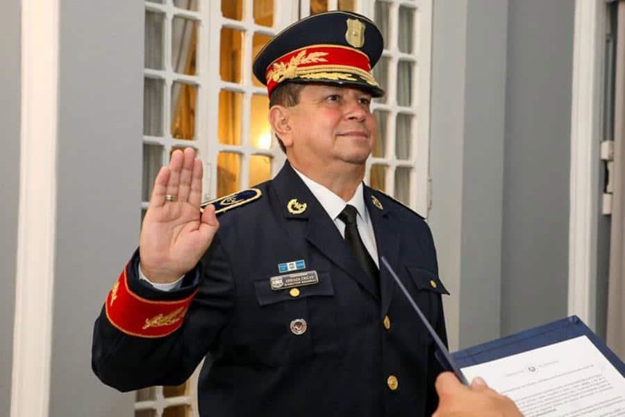 Muere titular de la Policía Nacional Civil de El Salvador en caída de helicóptero