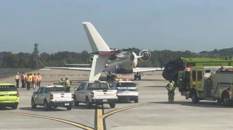 Chocan 2 aviones en pista de aeropuerto de Atlanta