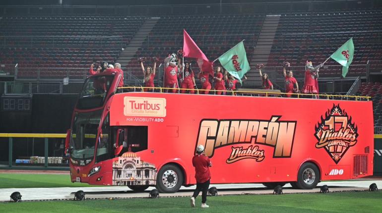 Aficionados de Diablos Rojos abarrotan el Harp Helu para festejar campeonato