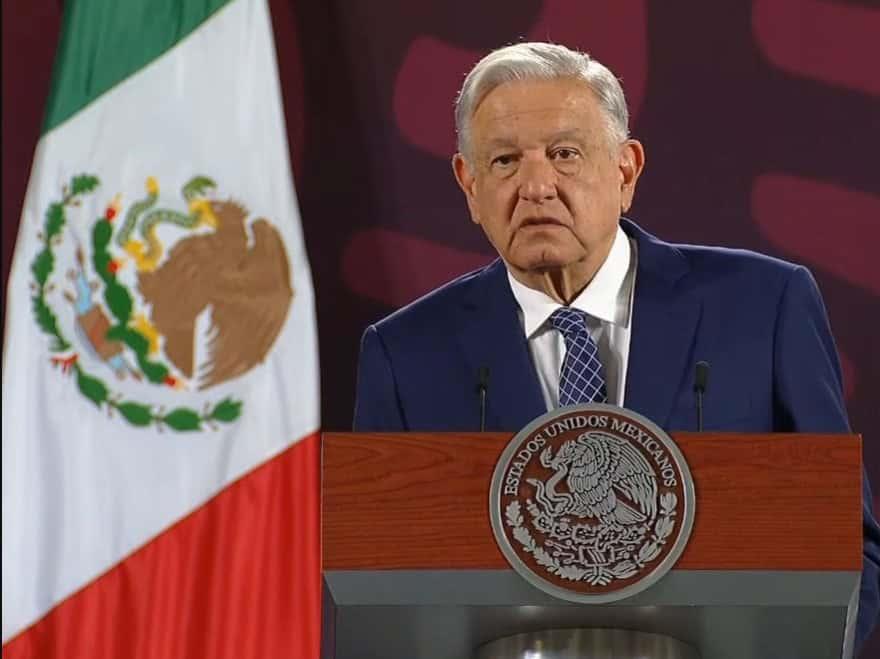 24 de septiembre se izará la bandera blanca del sistema de salud: AMLO