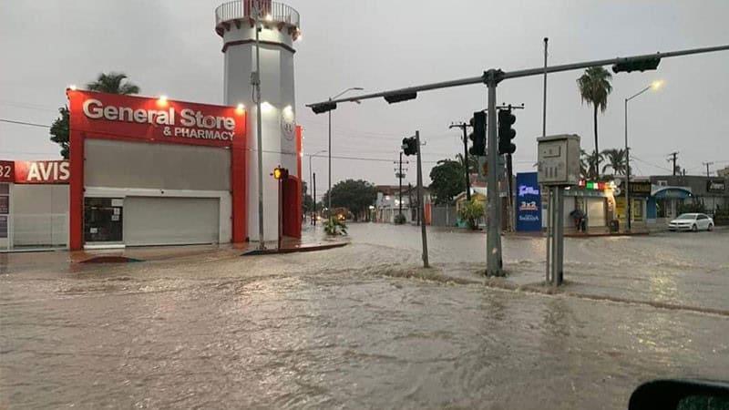 Pega ´Ileana´ a BCS; deja lluvias intensas y anegaciones