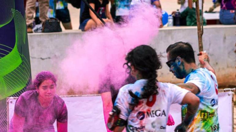 Carrera nocturna Glow Neon Run será el 16 de noviembre en Olimpia XXI