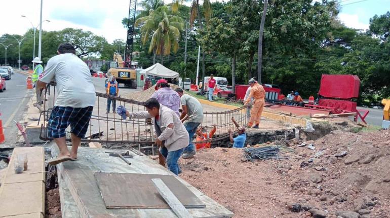 Concluyen hincado de ataguías en puente sobre laguna de Las Ilusiones