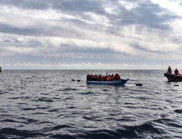 Fallecen 64 granjeros tras naufragio de la barca en que viajaban en Nigeria