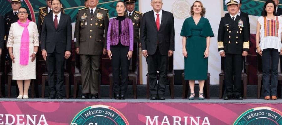 En desfile militar, Marina y Sedena muestran respeto y subordinación a Sheinbaum