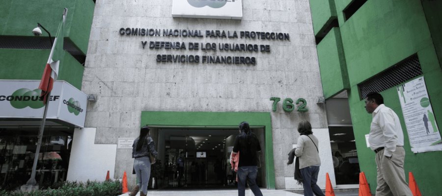 Advierte Condusef de nuevo método de estafa por suplantación de identidad de instituciones financieras